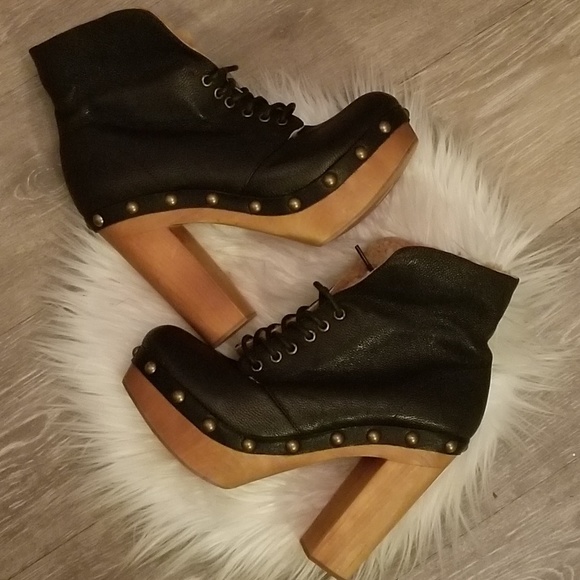 Jeffrey Campbell Shoes - Nwot Jeffery campbell booties 6